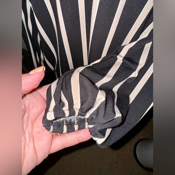 Adrianna Papell black striped blouse - Picture 4 of 5